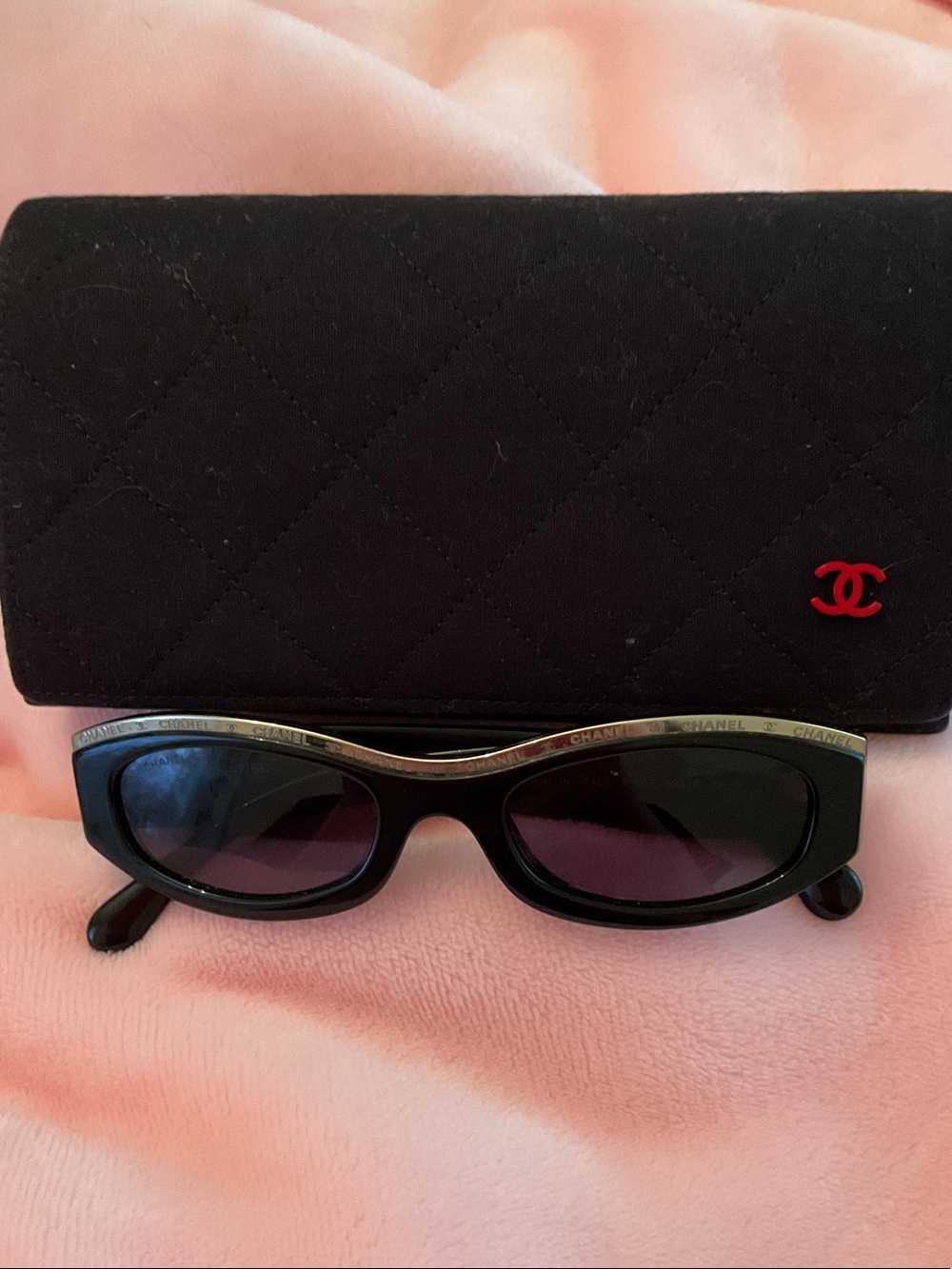 CHANEL Black Quilted case with Red CC Accent and Black and gold Sunglasses
